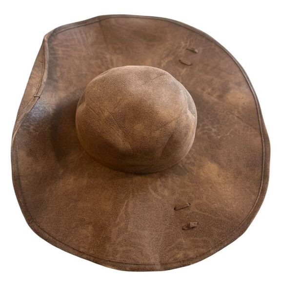 Disney Pirates of the Caribbean Dead Men Tell No Tales Kids Brown Pirate Hat - Picture 5 of 8